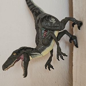 Jurassic World Velociraptor (Blue) by Hasbro